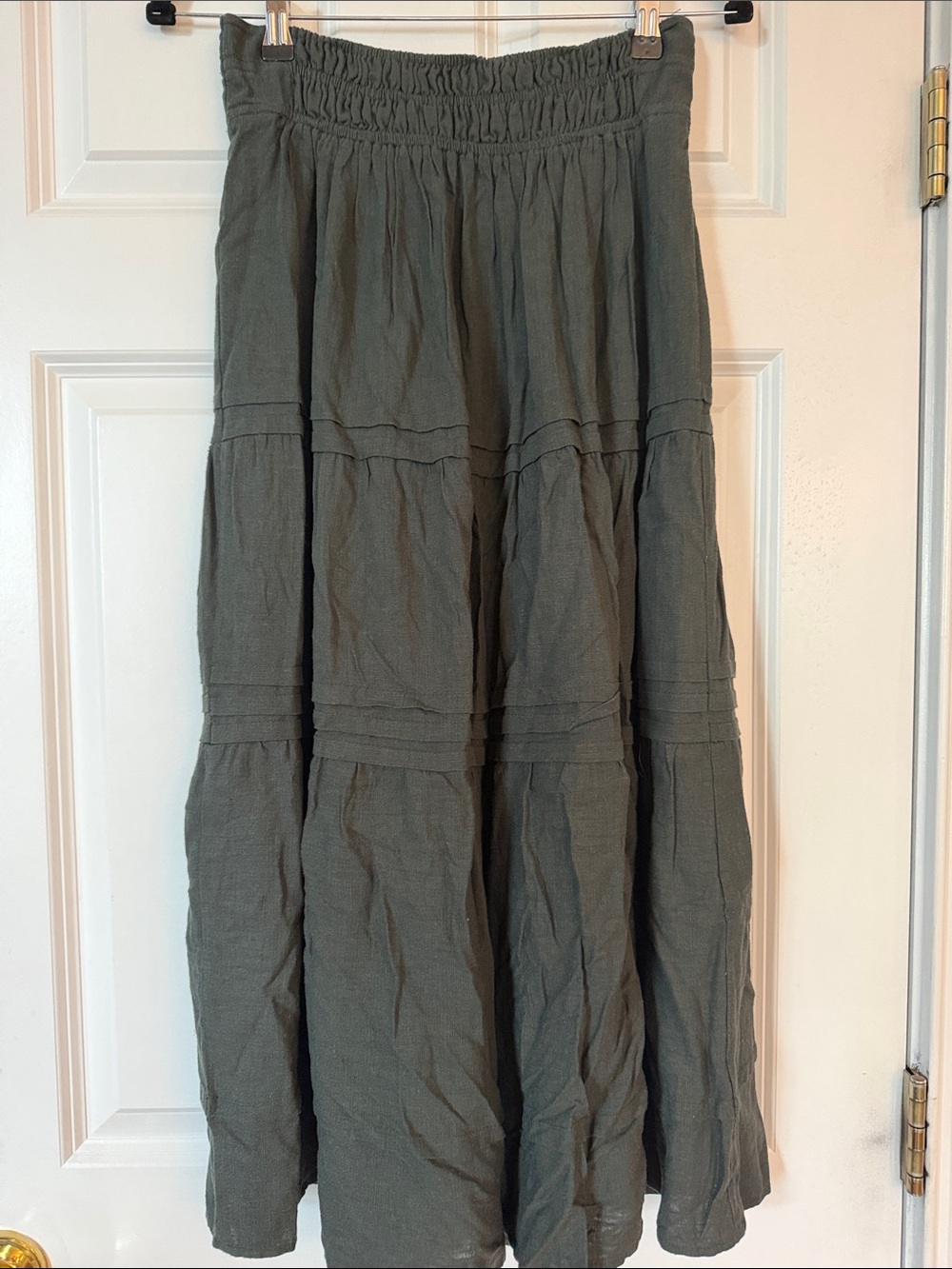 Dark green cotton linen tiered maxi skirt - Picture 1 of 2